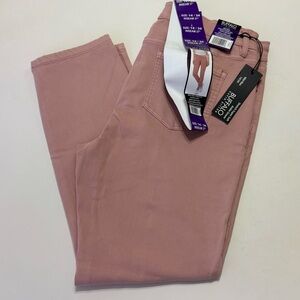 New women's Buffalo David Bitton Aubrey
Jeans Size 14 Mid Rise